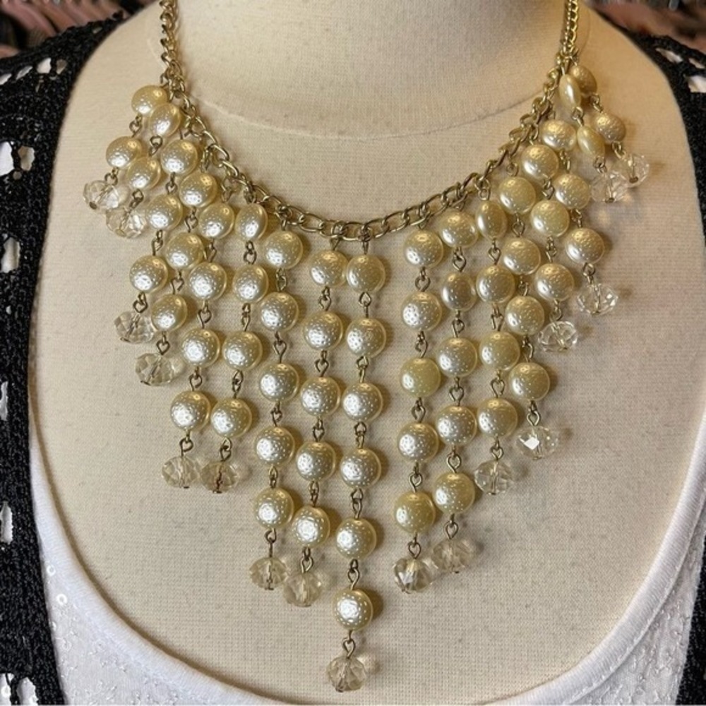 Gold Statement‎ Pearlescent Drop Necklace